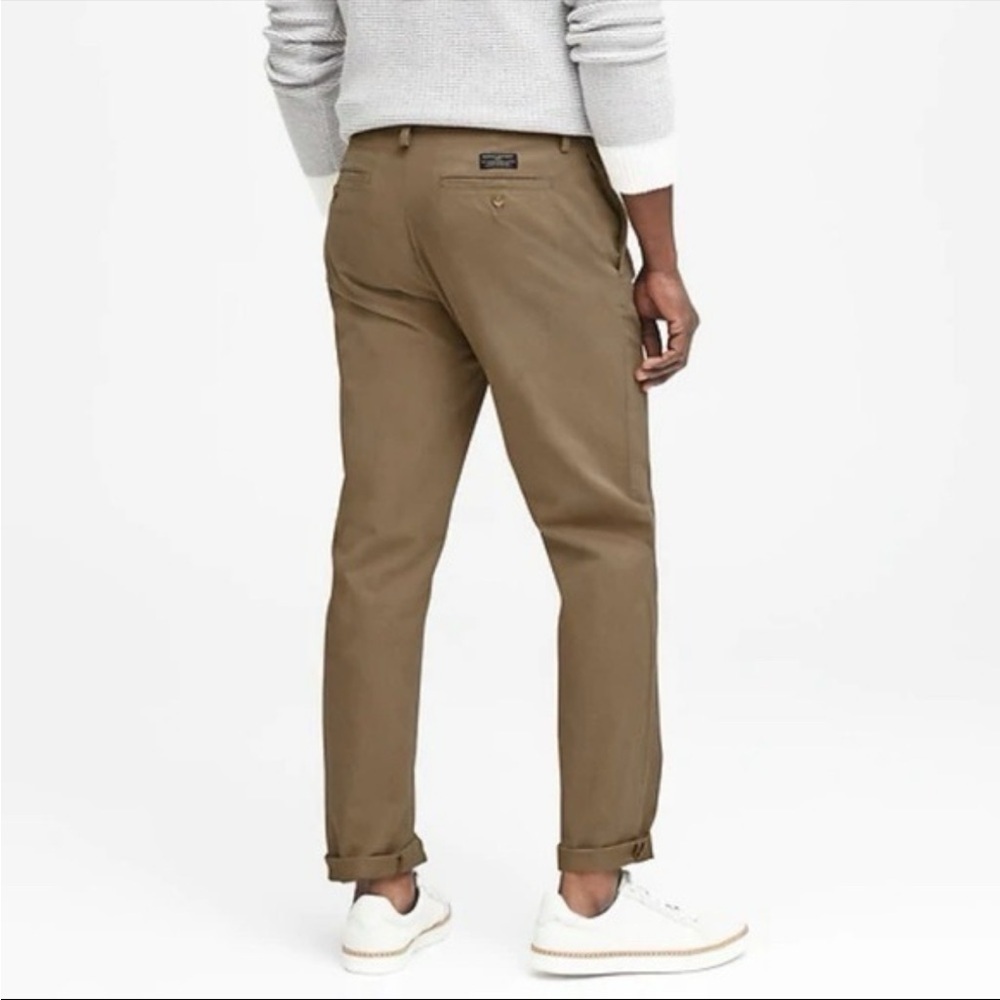 Banana Republic Gavin Chinos - Picture 2 of 6